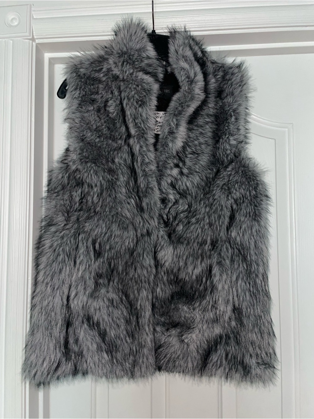 FABULOUS FURS WINTER WOLF FAUX FUR VEST SZ XS NWOT SAMPLE